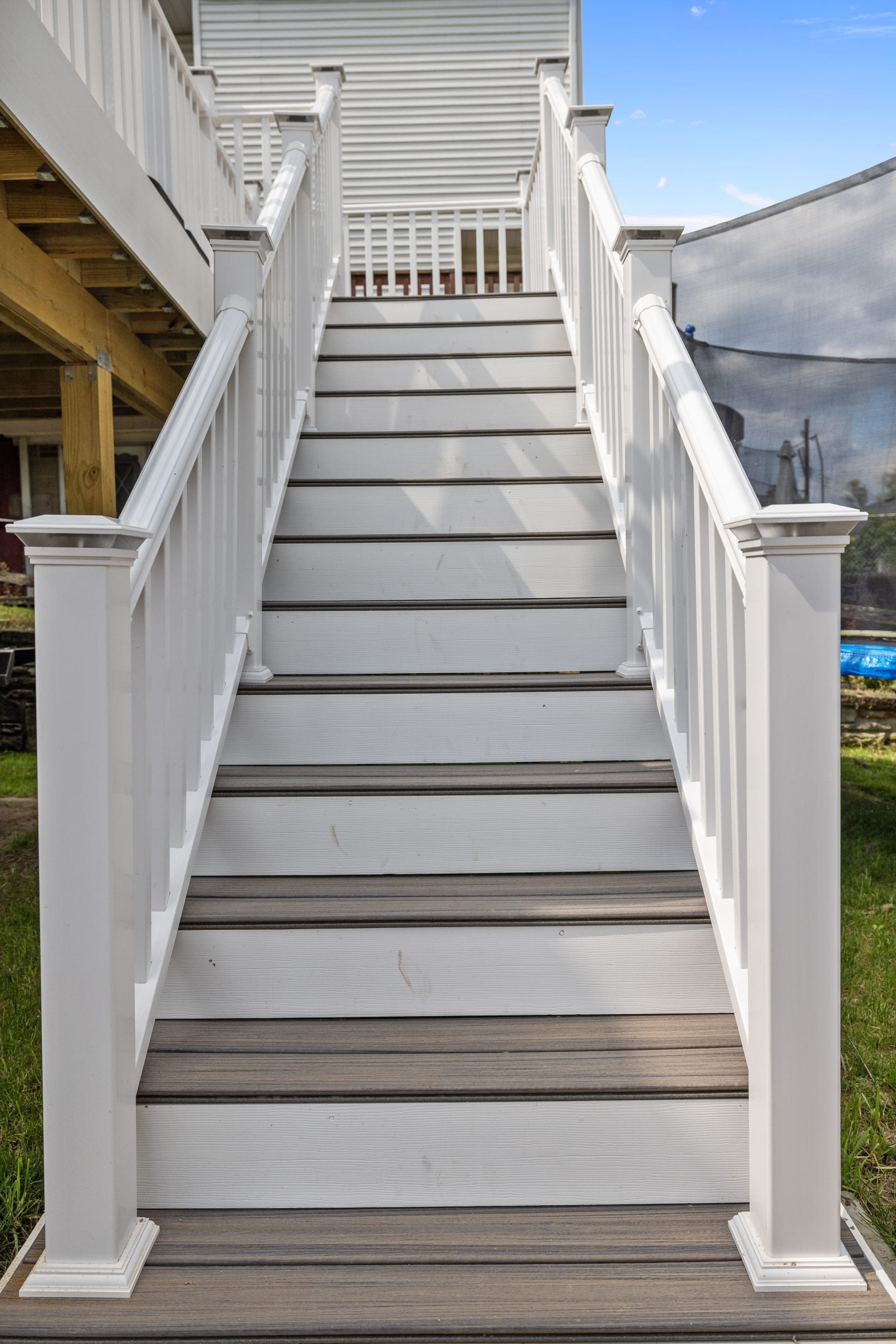 Before: Echo Glen Rear Deck