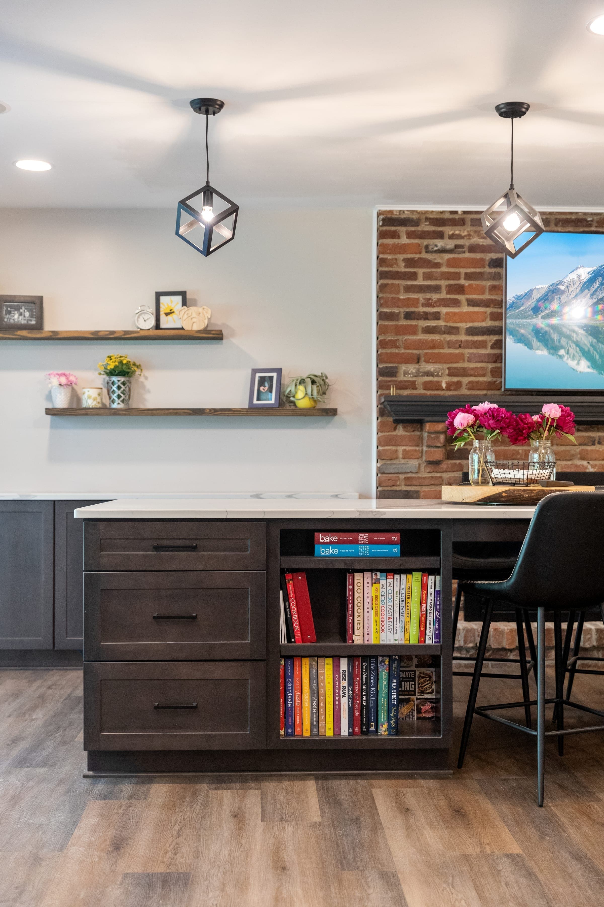 Fox Terrier Drive — Kitchen & Master Suite detail 3