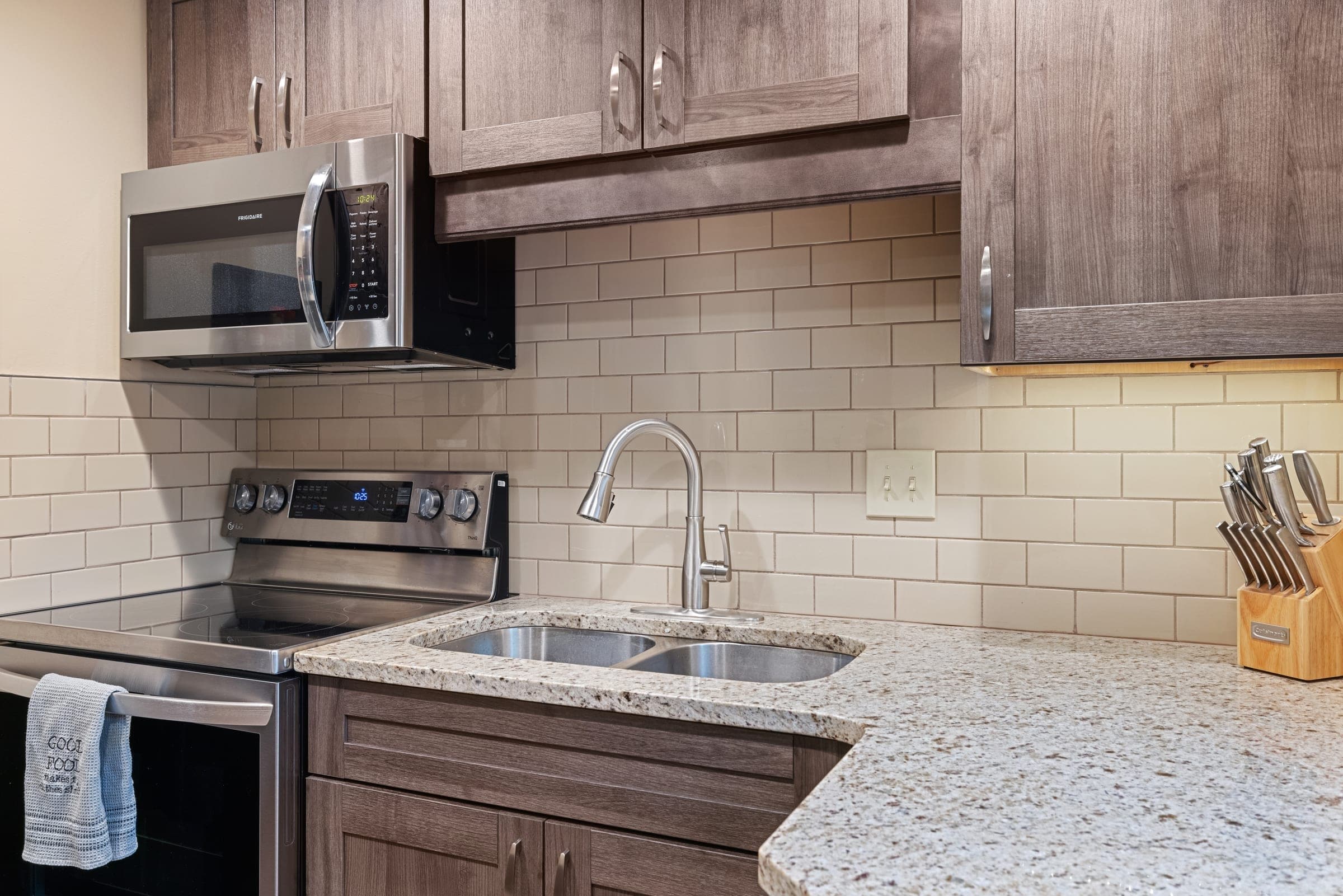 After: Greenwood Avenue Kitchen