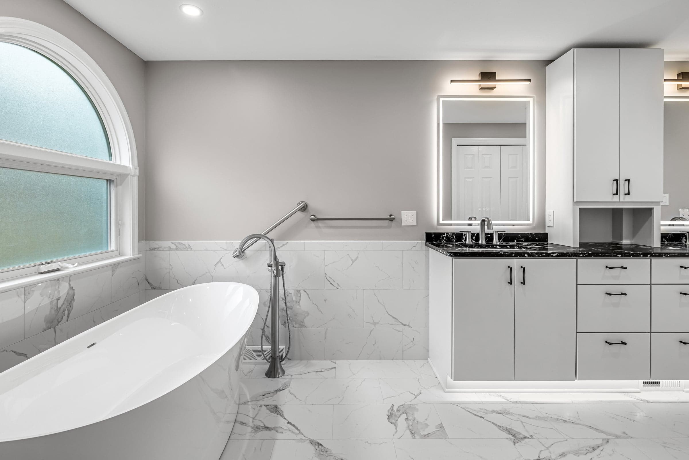 Rossmoor Drive Primary Bath detail 5