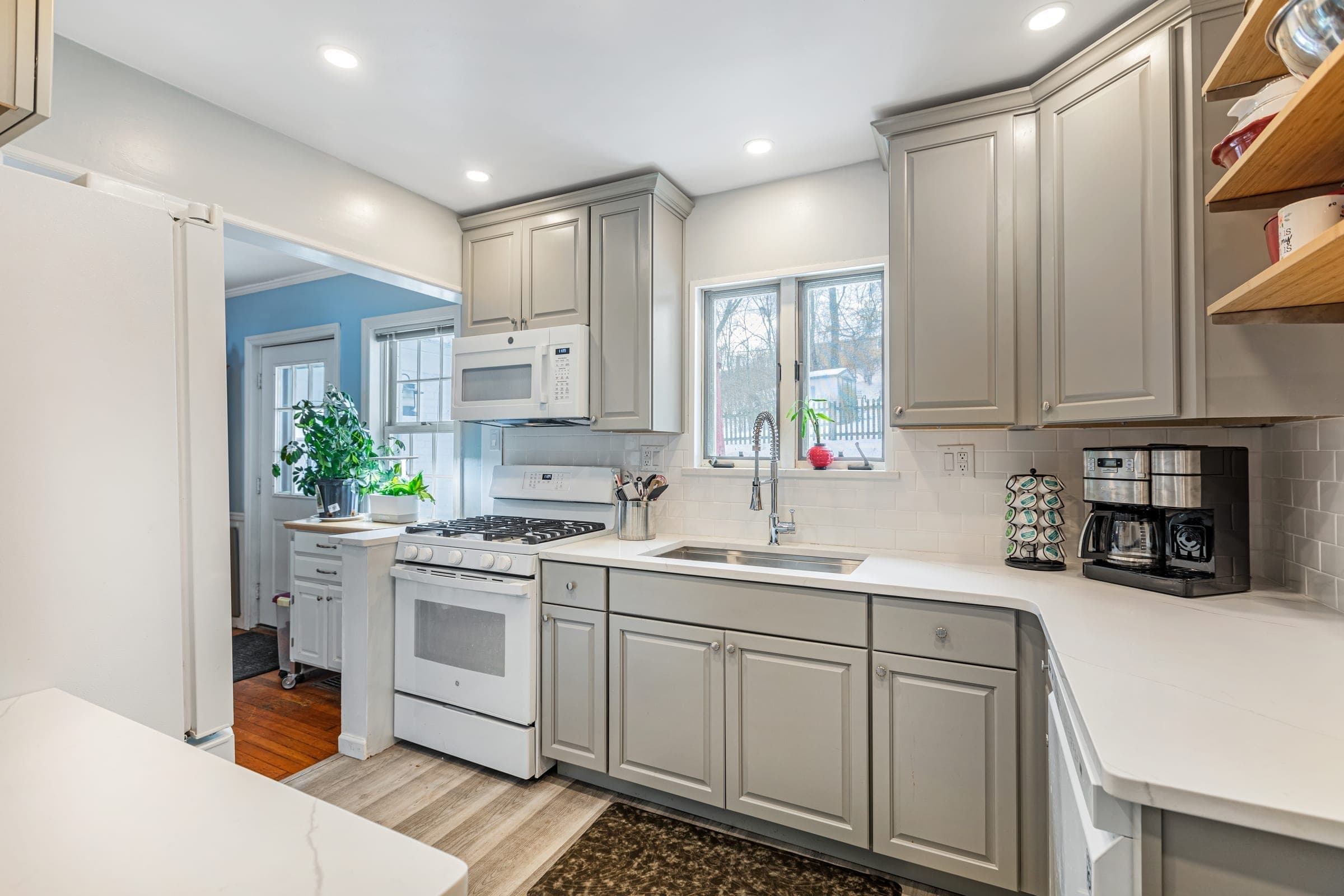 Before: Sherwood Drive Kitchen