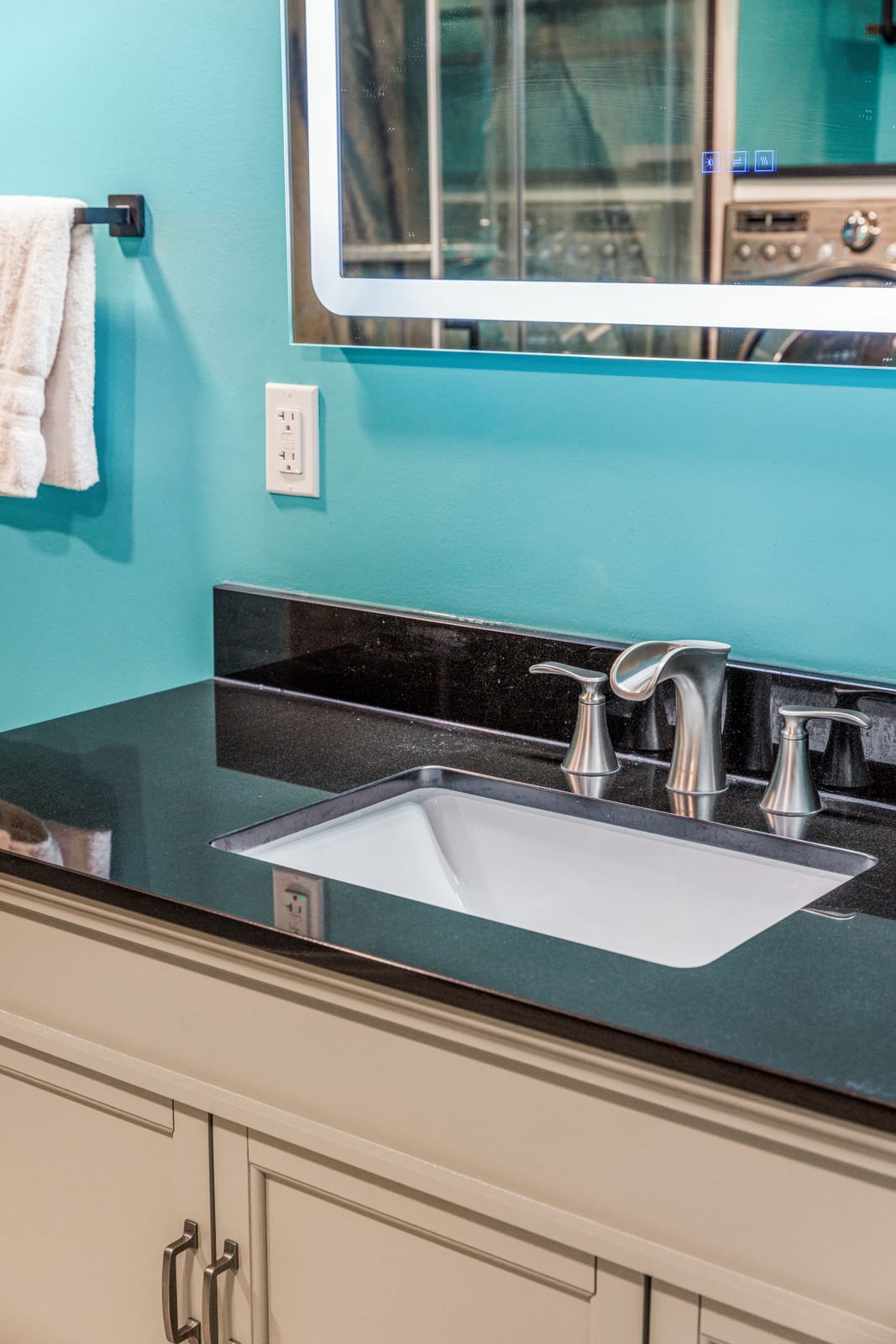 Complete basement installation in Pittsburgh