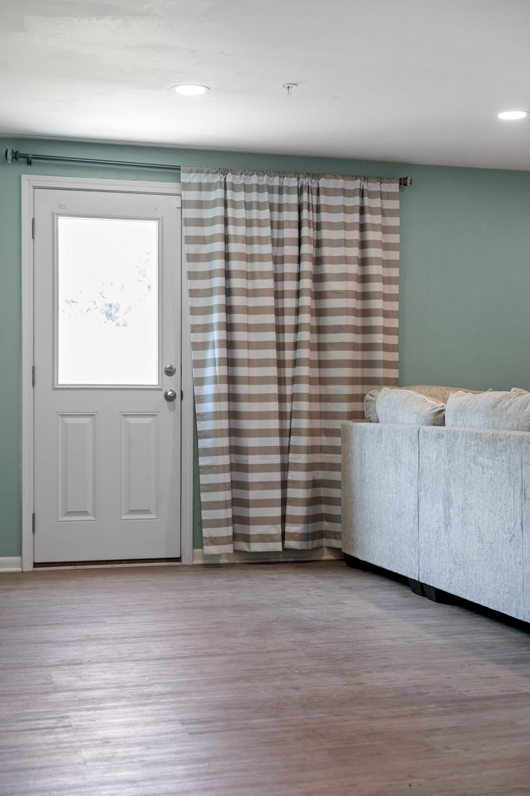 Basement media room installation in Pittsburgh