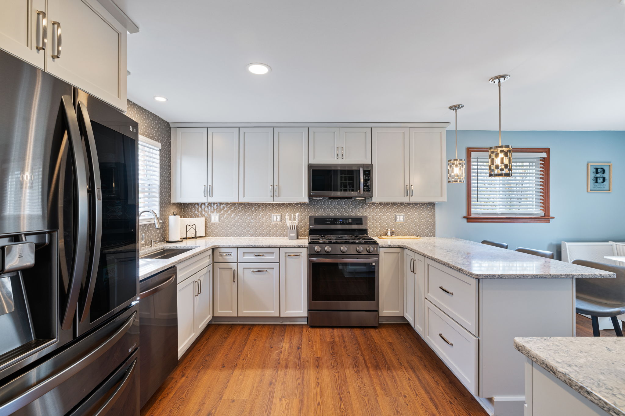 Kitchen remodel with arabesque tile backsplash