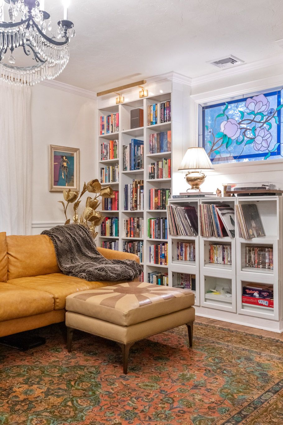 Kitchen crown molding remodel