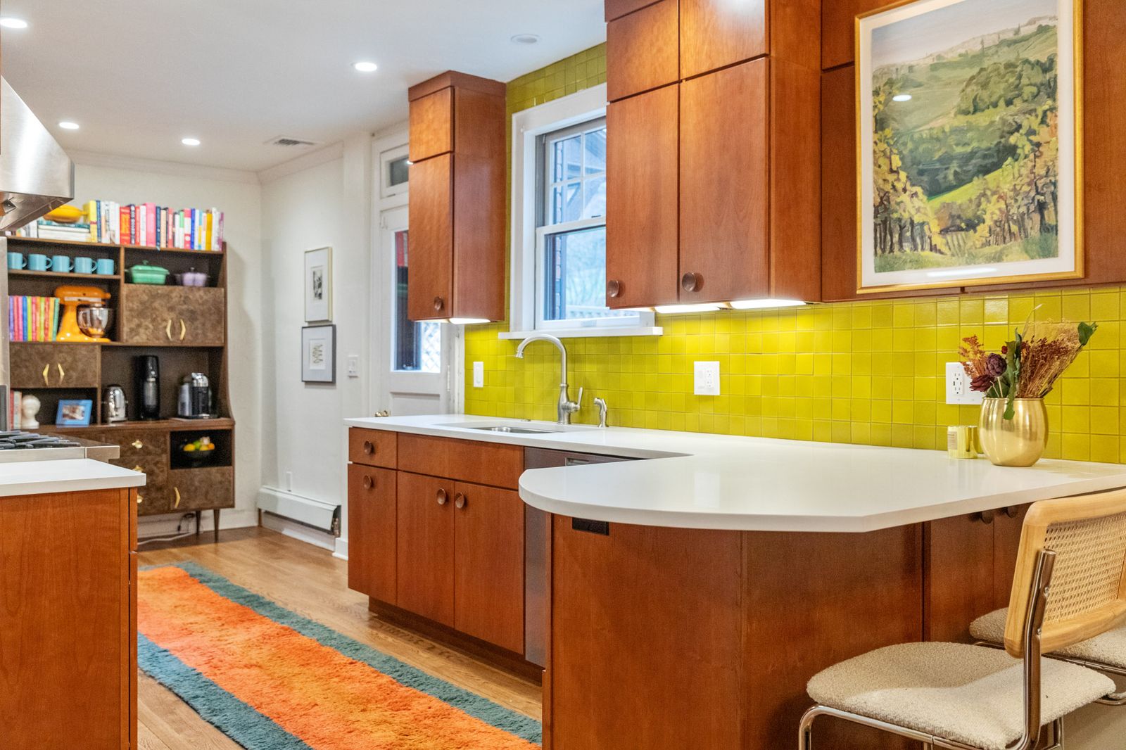 Kitchen hardware with brass pulls