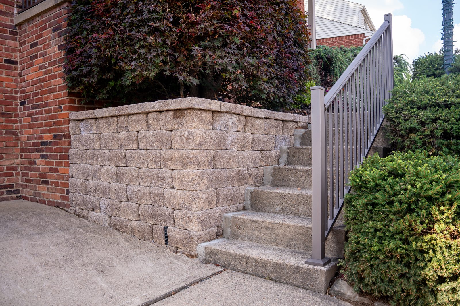 Tiered retaining wall Pittsburgh